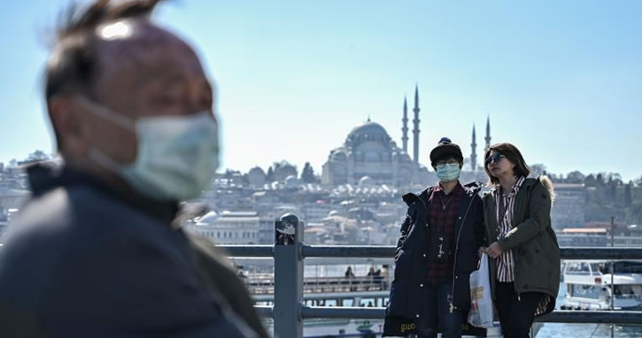 Her üç kişiden biri başka bir ülkeye taşınma planı yapıyor