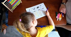 Galler’de ilkokullar 15 Mart’tan itibaren tamamen açılabilir