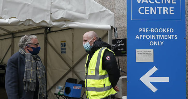 Birleşik Krallık’ta 22 milyondan fazla kişi aşılandı