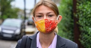 Okullarda sosyal mesafe sağlanamazsa maske takılacak