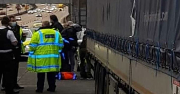 Türk tır şoförüne M25 otoyolunda suçüstü