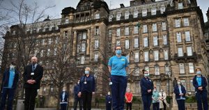 Koronavirüsten hayatını kaybedenler anıldı