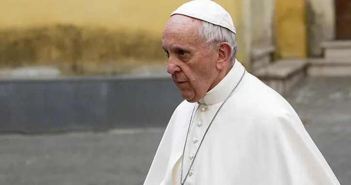 Papa’dan uyarı: “Salgını zenginleşmek için kullanıyorlar”