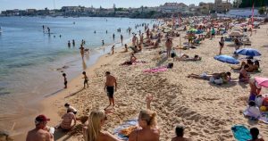 Yurtdışına tatile gidenlere para cezası verilecek