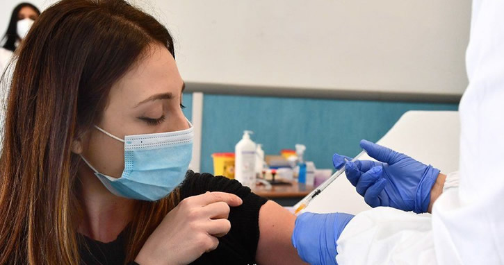 ‘AstraZeneca ‘kan pıhtılaşmasına’ neden olmuyor’