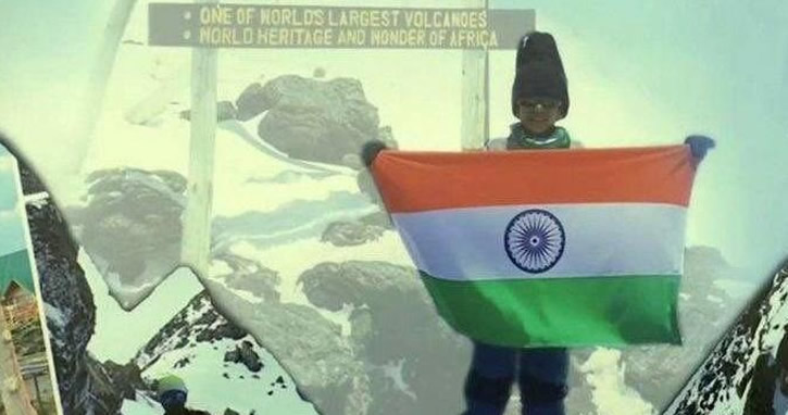 7 yaşındaki çocuk Kilimanjaro’nun zirvesine tırmandı