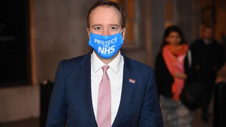 İngiltere aşıda tarih yazmaya devam ediyor