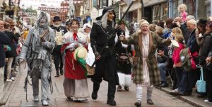 Kostüm Giyebileceğiniz Harika Bir İngiltere Festivali