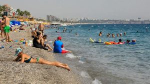 Kısıtlamadan Muaf Olanlar Türkiye Sahillerine Akın Ediyor!