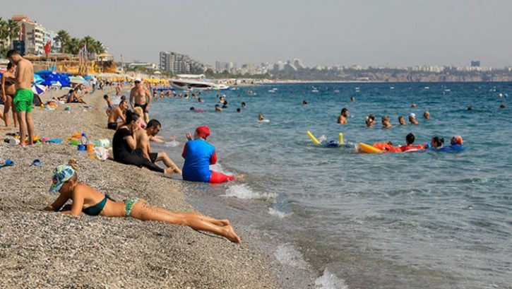 Kısıtlamadan Muaf Olanlar Türkiye Sahillerine Akın Ediyor!