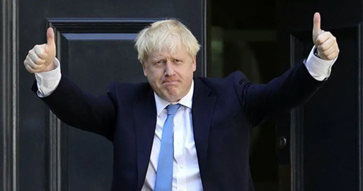 Boris Johnson Nihayet Açıkladı: İngiltere 12 Nisan’da Açılıyor!