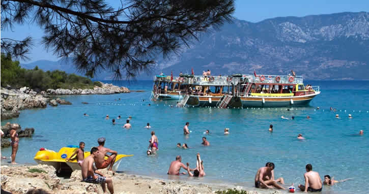 İngiliz tatilcilerin Türkiye ve Yunanistan aşkı kabardı