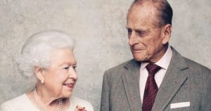 İngiltere Kraliçesi Elizabeth’in eşi Prens Philip hayatını kaybetti