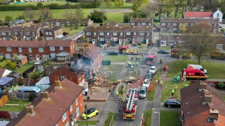 İngiltere’de yürekleri ağza getiren patlama