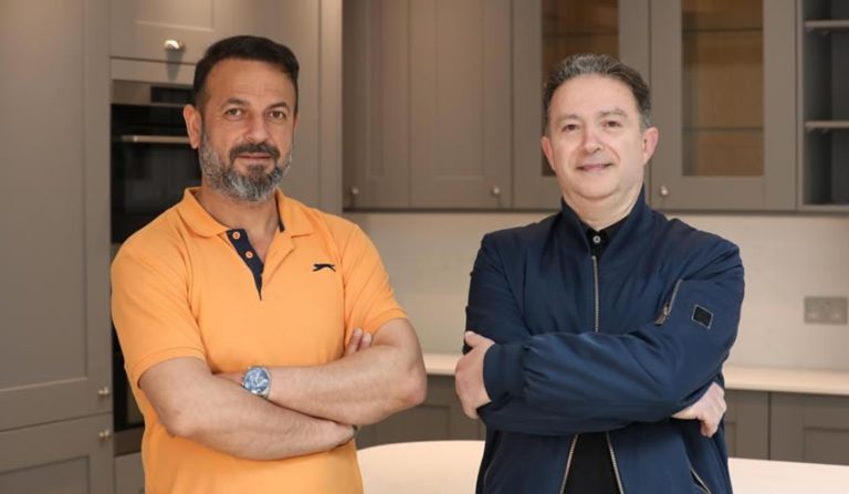 Yeni eve yeni model perdeler