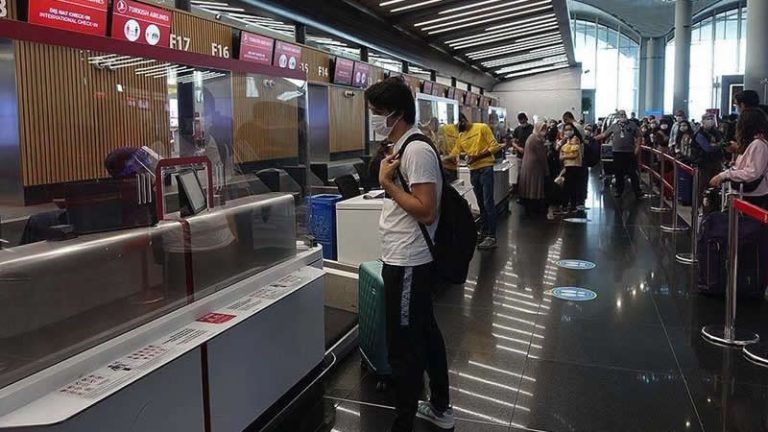 ‘Türkiye’den İngiltere’ye uçuşlar’ için son açıklama