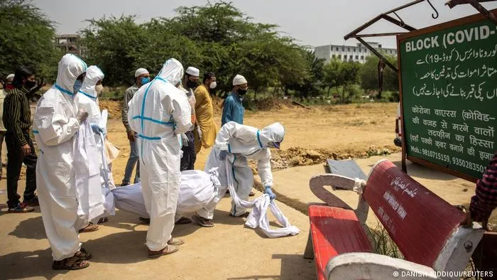 Covid-19: Hindistan’da Rekor Sayıda Ölü Var