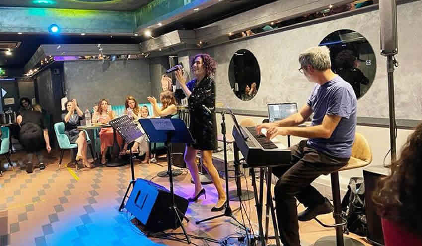 Londra’da Sibel Tüzün rüzgarı esti