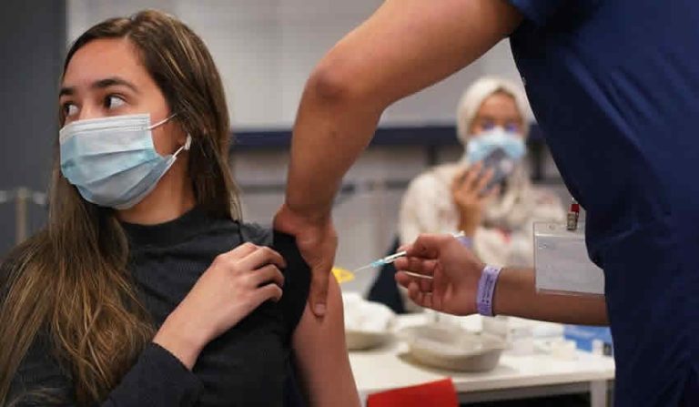 16 ve 17 yaşındakilere 23 Ağustos’a kadar aşı sunulacak