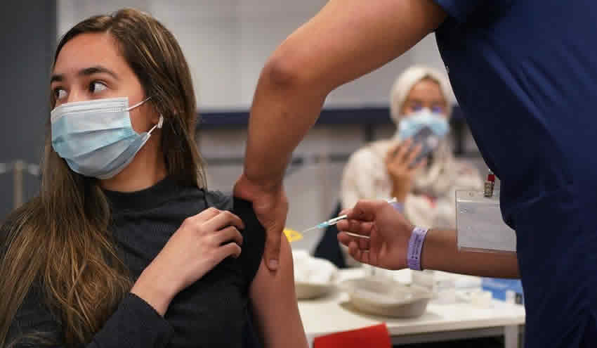 16 ve 17 yaşındakilere 23 Ağustos’a kadar aşı sunulacak