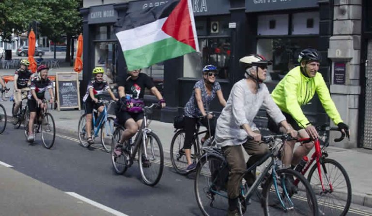 200’ün üzerinde bisikletli Filistin’e destek için pedal çevirdi