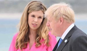 Başbakan Johnson’ın eşinden hamile kadınlara aşı çağrısı