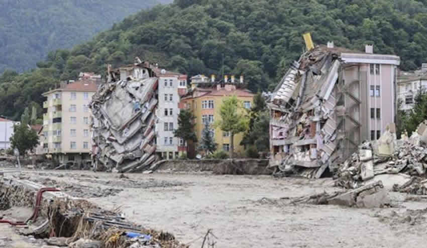 Batı Karadeniz: Sel felaketinde can kaybı artıyor