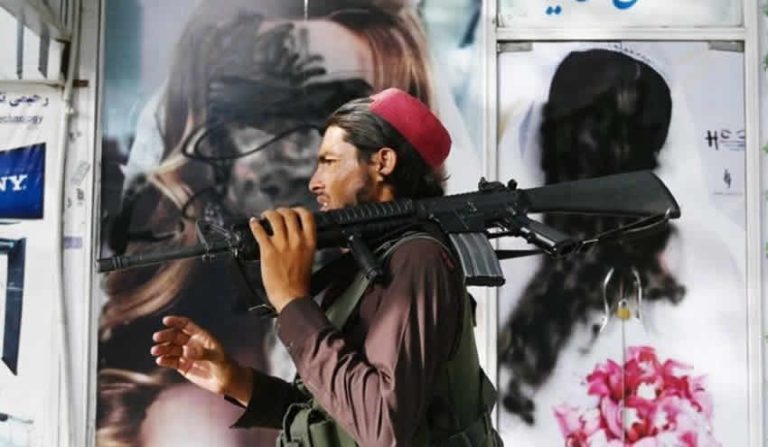 İngiltere müttefiki Afgan: “Hayatta kalmak için mücadele ediyorum”