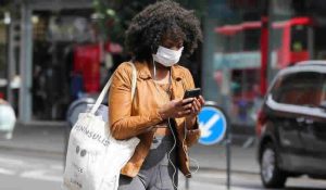 İngiltere, hedeflenen bağışıklık oranına ulaşmak üzere