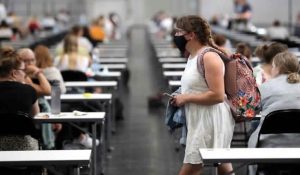 Öğrenciler için aşılar konusunda girişimler devam ediyor