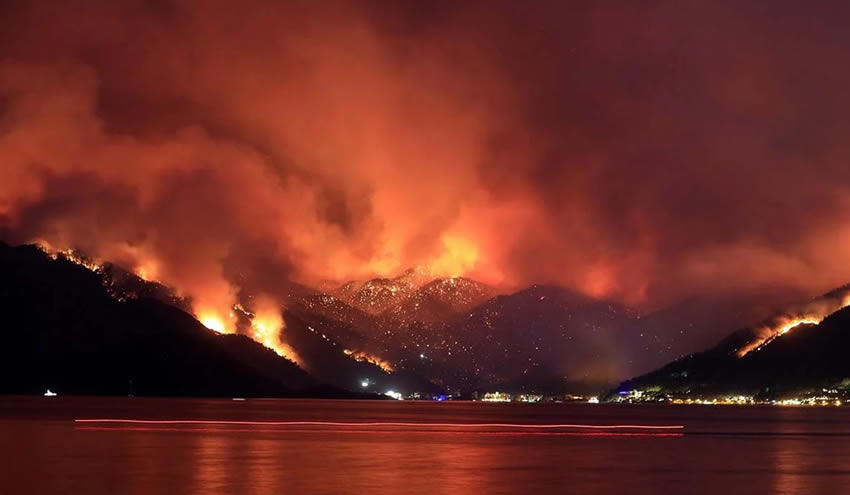 İspanya ve Hırvatistan uçakları yangınla mücadeleye katıldı