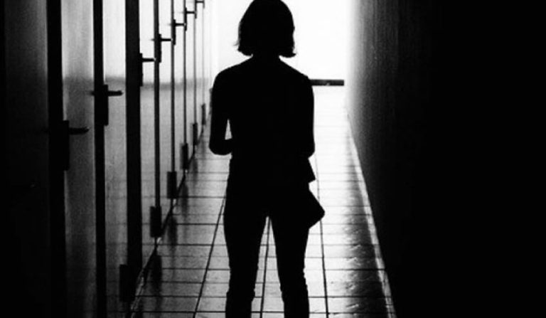 Samaritans gönüllülerinin danışanlarıyla ilişkiye girdiği ortaya çıktı