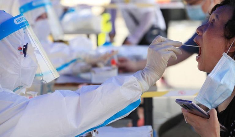 Çin’in Wuhan kentinde Delta varyantı alarmı yaşanıyor