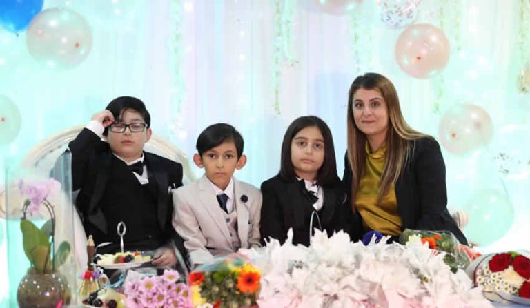 Minik Serhan Lösemiyi yendi, tüm Londra kutladı