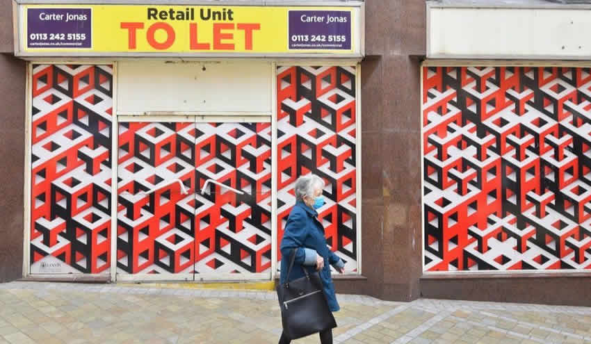 İngiltere ana caddelerindeki mağazalar bir bir kapanıyor