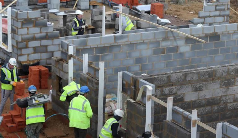 Birleşik Krallık’ta sendikalar daha fazla resmi tatil istiyor