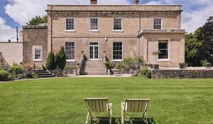 Bu evde 2 gece kalıp deneyecek kişiye para verilecek