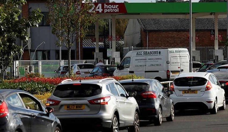 İngiltere’de kriz sürüyor: “En kötüsüne hazır olun…”