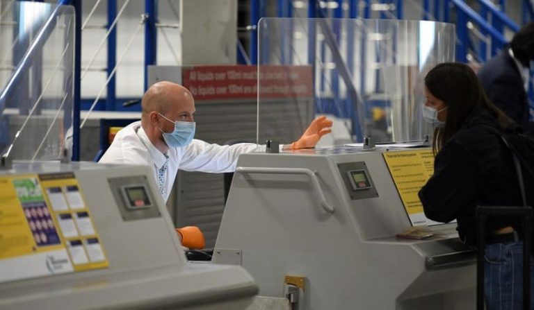 Portekiz, İngiltere’den ziyaretçiler için aşı kurallarını değiştirdi