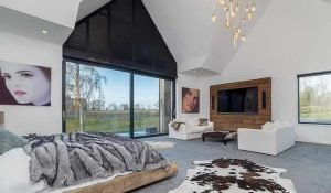 Ronaldo’nun İngiltere’de yaşayacağı malikane görenleri büyüledi