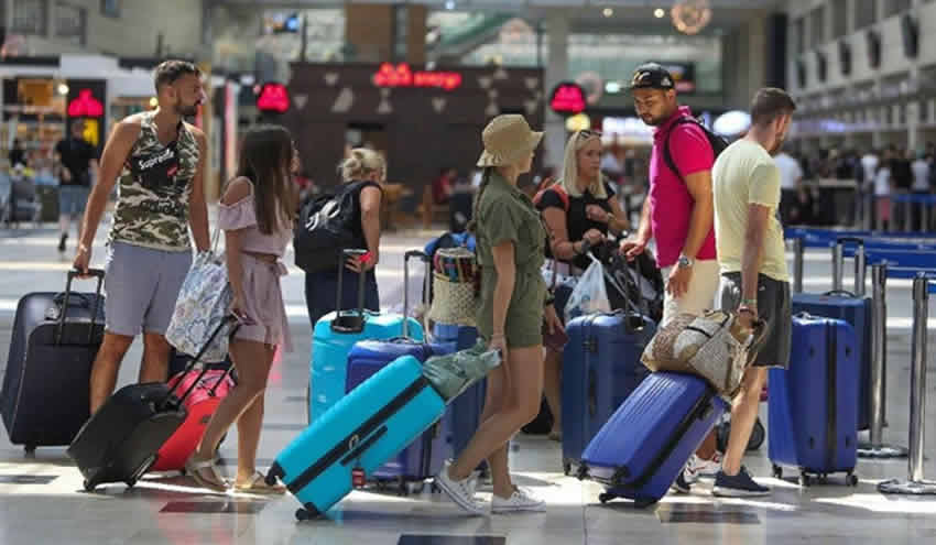 Türkiye’den İngiltere’ye seyahat için hangi belgeler gerekiyor?