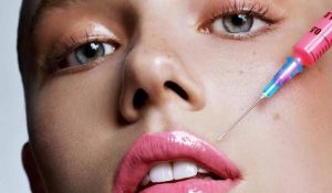 18 yaşın altındakilere botoks ve dudak dolgusu yasaklandı