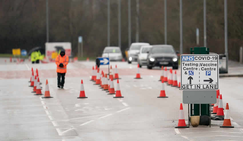 8 Ekim Cuma: Birleşik Krallık günlük Covid-19 raporu