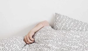 Günde 8 saat yatarak yıllık 24 bin sterlin kazanma imkanı