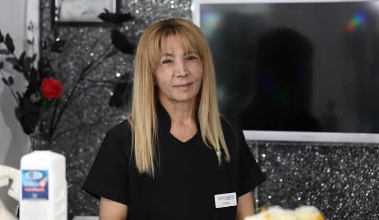 Güzellik uzmanı eğitimlerinde büyük kampanya