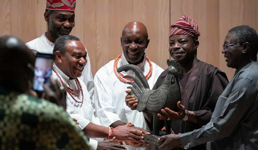 İngiltere, Afrika’dan yağmaladığı sanat eserini iade etti