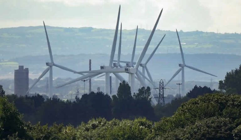 Enerjiye bağımlı endüstriler hükümetten yardım talep ediyor