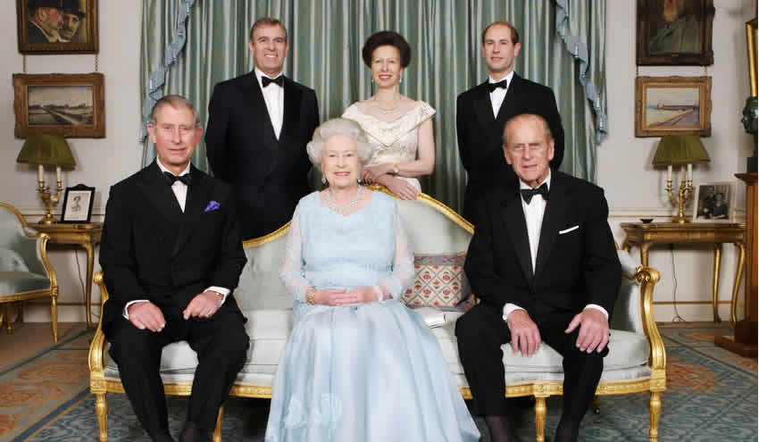 Kraliyet Ailesi’nde istenmeyen adam ilan edildi