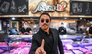 Nusret’in internetteki kötü yorumları engellediği iddia edildi