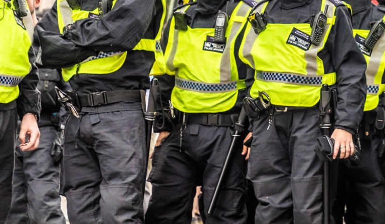 Times: Son 4 yılda 2 bin polis cinsel istismarla suçlandı